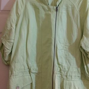 Short sleeve jacket, never worn